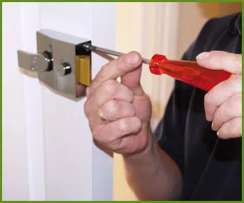 Neighborhood Locksmith Services Clayton, OH 937-381-8067 - 10-lock-smiths